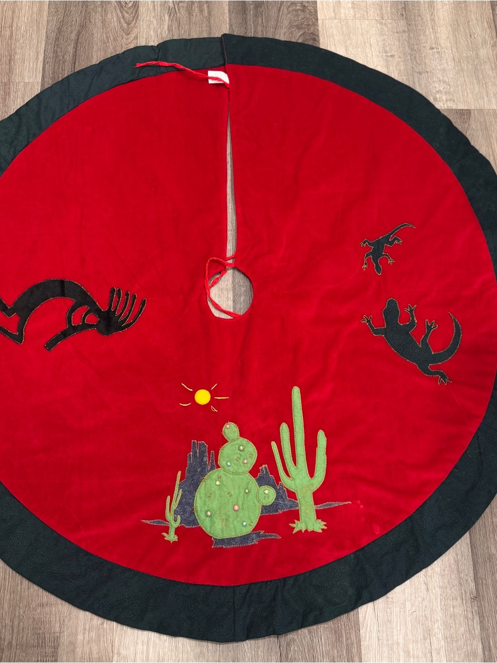 Vintage Prima Creations Holiday Tree Skirt Southwestern Embroidered Kokopelli